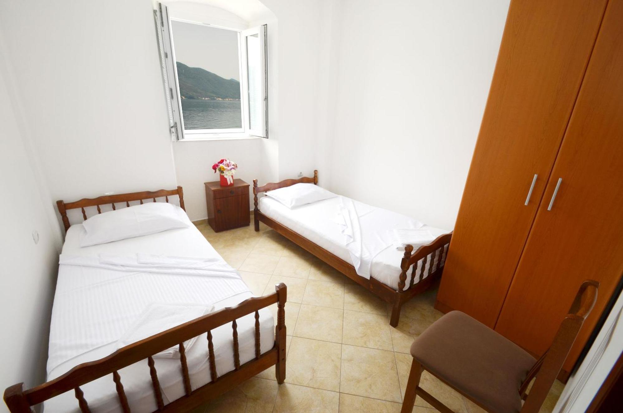 Apartments Mir I Dobro Kotor Exterior photo