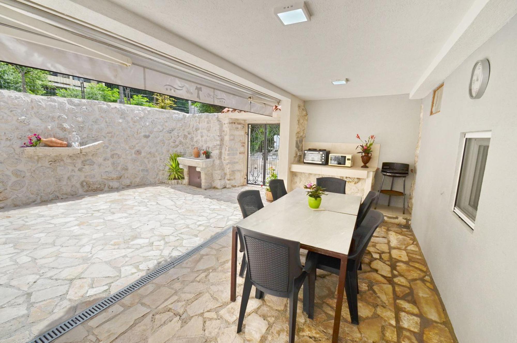 Apartments Mir I Dobro Kotor Exterior photo